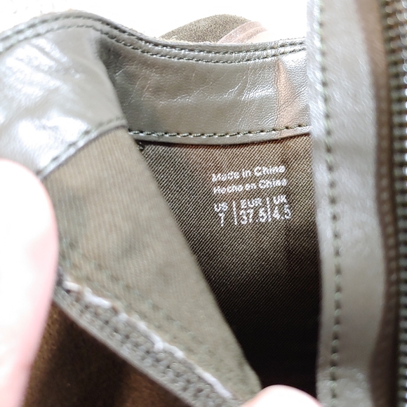 CNWT ALDO suede ankle boots US 7 - Picture 5 of 9